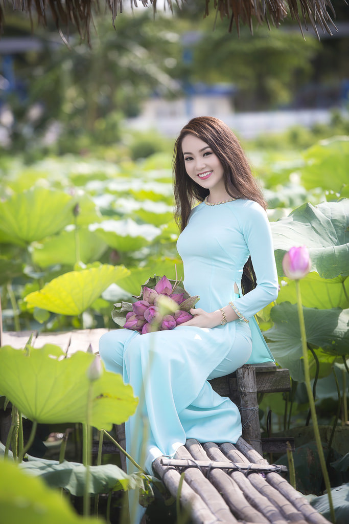 妺妺的初苞太紧了进不去